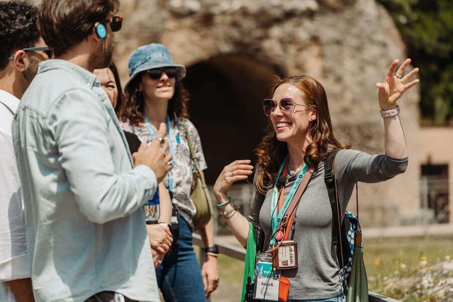 Rome: Colosseum, Vatican Museums & Historic Center in a Day - The Historic Center Walk: Trevi, Piazza Venezia, Pantheon, and the Piazzas