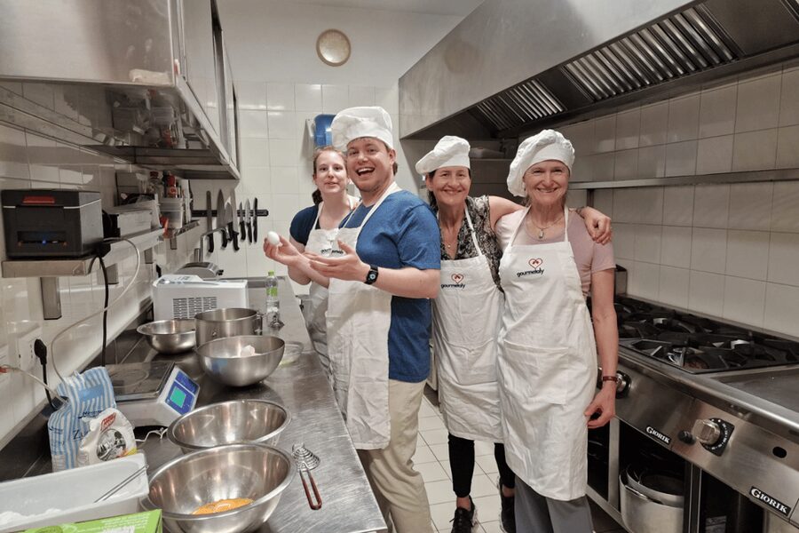 Rome cooking: Gelato & Tiramisu with savoiardi Baking class - Practical Tips for Booking, Timing, and Getting the Best Results