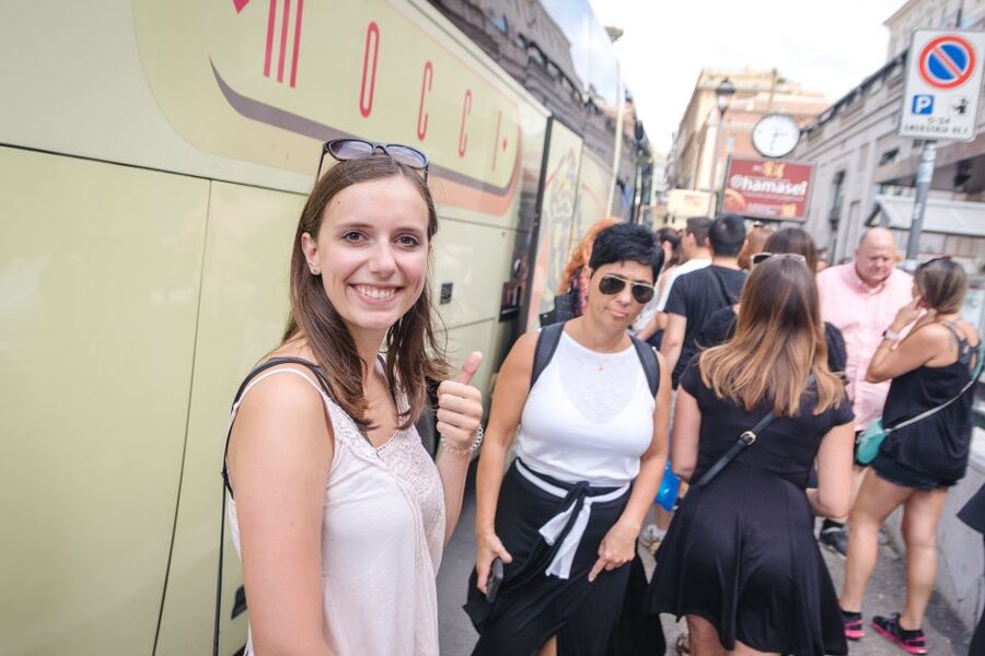 Rome: Crypts and Catacombs Underground Tour with Transfers - Guides, group energy, and how people experience it day to day