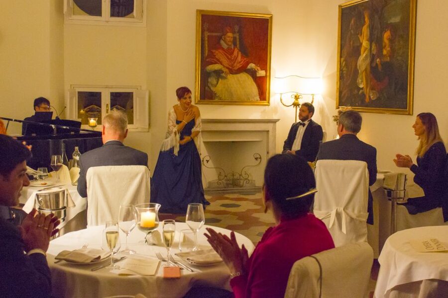 Rome: Dinner and Opera Performance at Palazzo Pamphili - Getting Into the Palazzo: Private Entrance and the Express Security Check