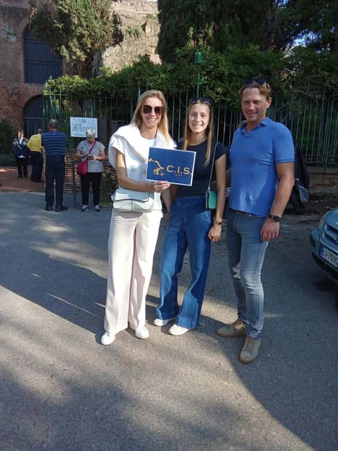 Rome: Domus Aurea Guided Tour and Virtual Reality Experience - What the guide adds, and which languages you can expect