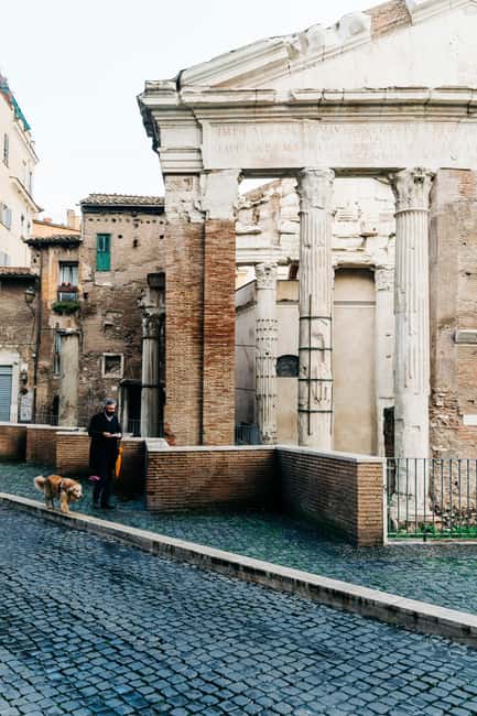 Rome E-Bike Tour with a local! (and a traditional snack) - Iconic landmarks and the views you actually notice