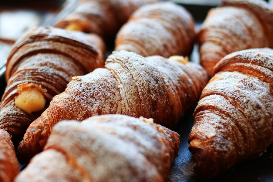 Rome: Early Morning Sightseeing and Piazzas with Breakfast - Piazza del Popolo: The Easy Start That Sets the Tone