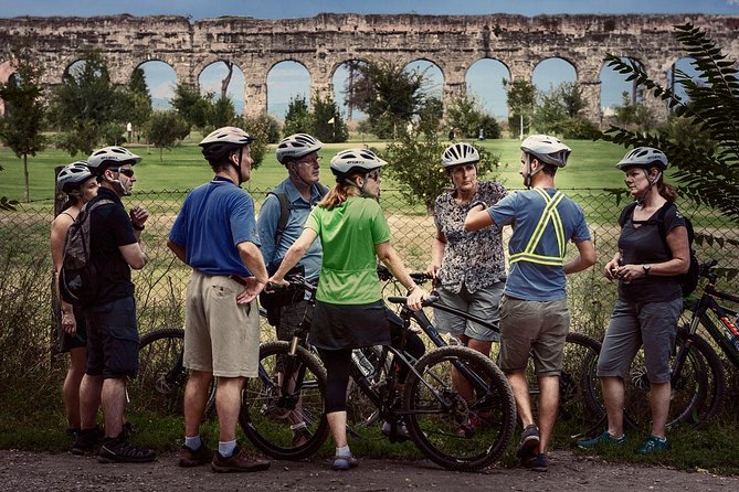Rome EBike Tour: Appian Way, Catacombs & Roman Aqueducts - Catacombs upgrade: San Callisto vs San Sebastiano (and the day-of rules)