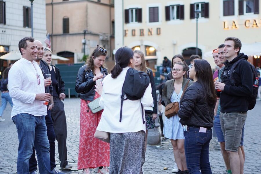 Rome: Evening Walking Tour with Cocktails and Local Guide - Piazza Navona at Night: Bernini, Borromini, and the Four Rivers Fountain