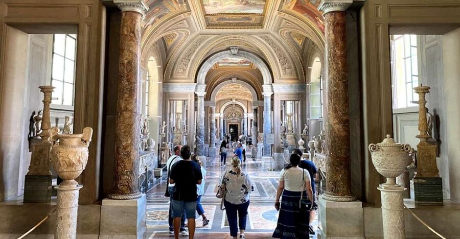 Rome: Express Early Morning Sistine Chapel Small Group Tour - The value of early access, and why it changes how you see the art