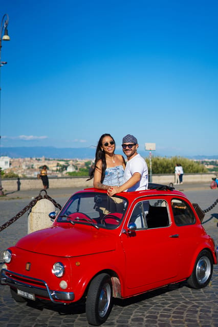 Rome Fiat 500 Tour with Professional Photoshoot - Castel Sant’Angelo pass-by: photos by perspective