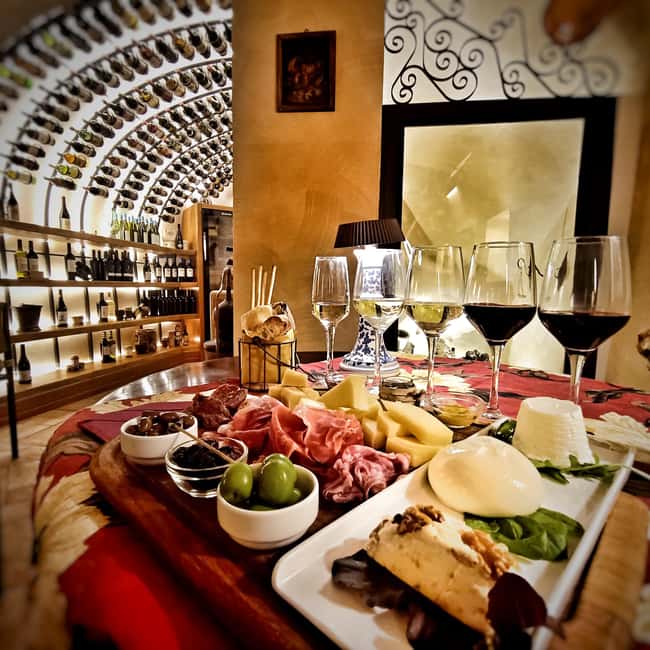 Rome: Food Tasting and Wine Pairing & Tiber River Boat Ride - How the Tiber Hop-On Hop-Off Cruise Fits After (or Before) Your Tasting