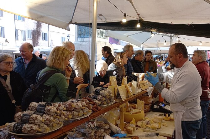 Rome: Food tasting tour in Trastevere - Largo dei Librari Wine Tasting, Then Ponte Sisto on Foot