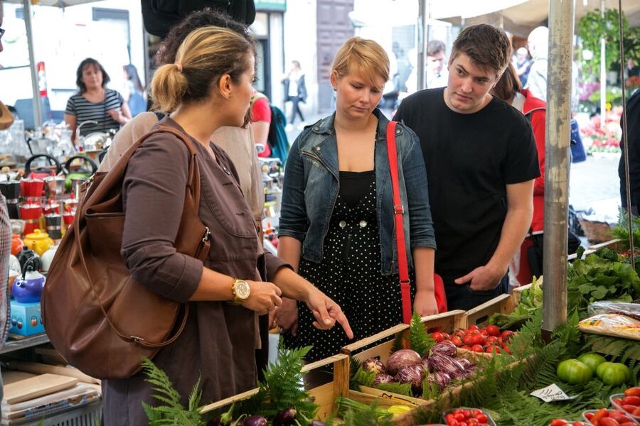 Rome: Food & Wine Tour of Campo de Fiori, Ghetto, Trastevere - Why this Rome food walk works (and who it suits)