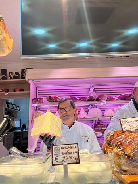 Rome: Food & Wine Tour of Campo de Fiori, Ghetto, Trastevere - Group size, walking pace, and how to prepare so you enjoy it