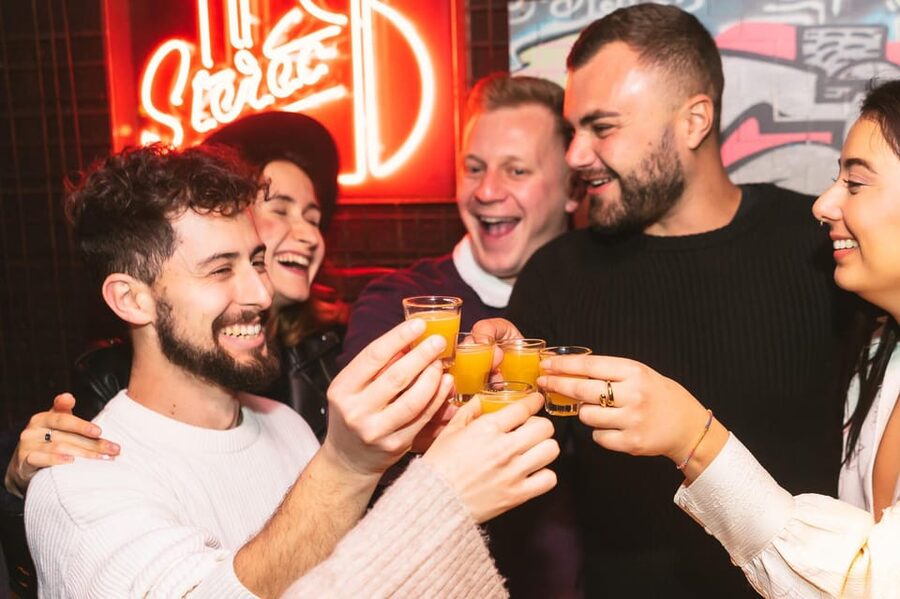 Rome: Forbidden History Walking Tour & Pub Crawl with Drinks - Monti After Dark, From Piazza della Madonna dei Monti to Piazza Venezia