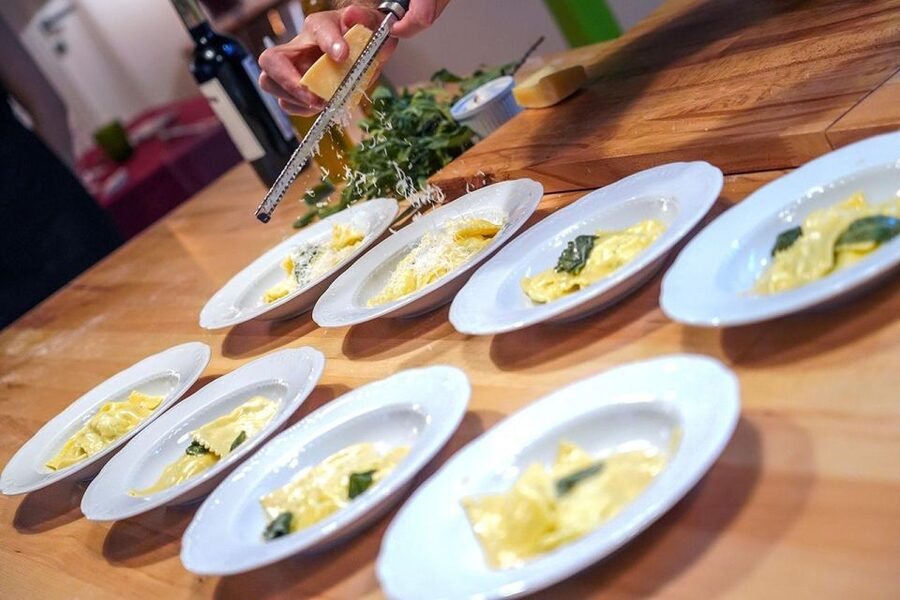 Rome: Fresh Pasta-Making Class with Italian Chef and Wine - Vegetarian options and special diets: what is possible