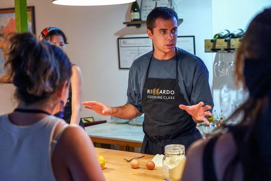 Rome: Fresh Pasta-Making Class with Italian Chef and Wine - What the $97 price buys in real terms