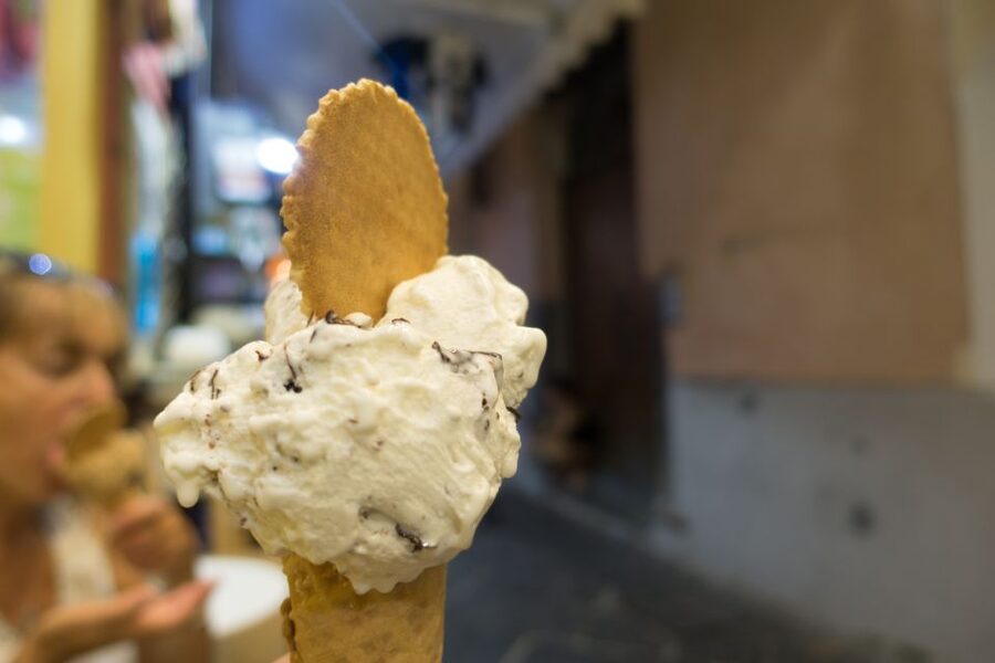 Rome: Gelato Masterclass with Live Chief and Tastings - Why This Gelato Class Feels Different Than a Usual Dessert Stop