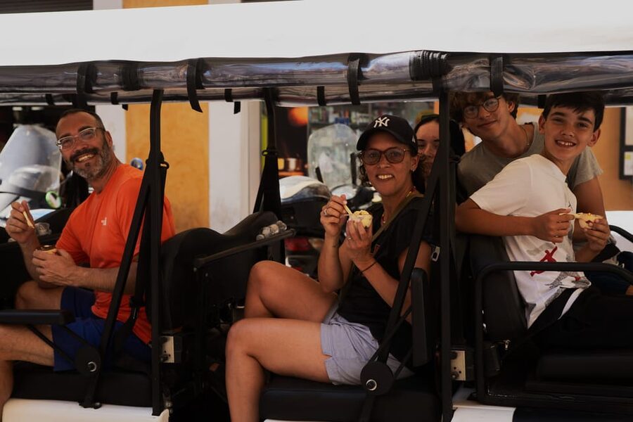Rome: Golf Cart Big group Tour - The tastes that make it more than a drive