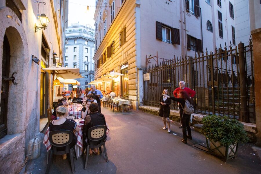 Rome: Guided City Center Evening Sightseeing Walking Tour - The big idea: see central Rome in one evening circuit