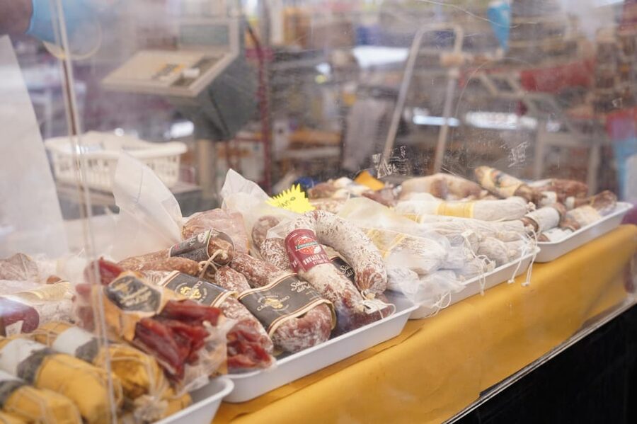 Rome: Guided City Food Tour by Vespa and Tastings - What Your English Guide Adds at Each Stop