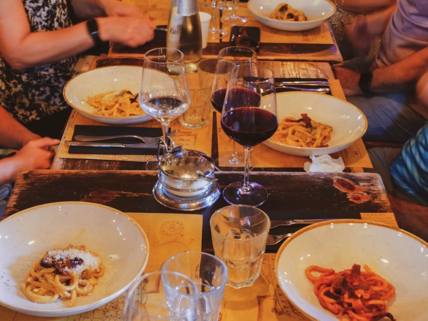 Rome: Guided Food Tour in Trastevere - The guide is the difference between eating and learning