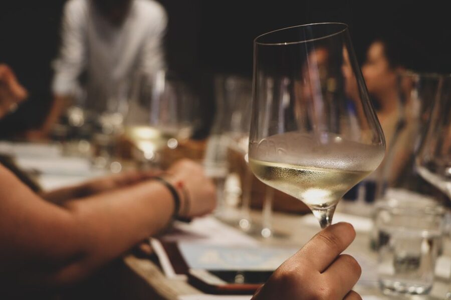 Rome: Guided Italian Wine Tasting Experience - How the sommelier trains your nose and your words