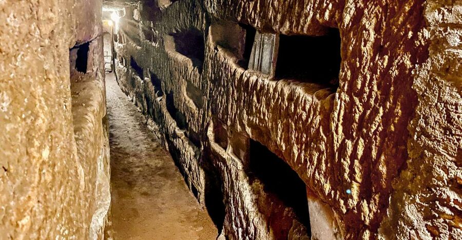 Rome: Guided Roman Catacombs Tour with Transfers - Getting There Smoothly From Central Rome: The Pickup That Saves Your Day