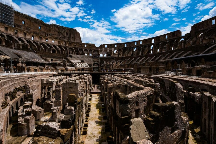Rome: Guided Tour of Colosseum and Ancient Rome - Entering The Colosseum With Reserved Group Access