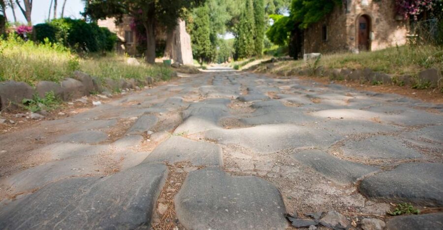Rome: Guided Underground Tour - Key things you will notice on this underground Rome tour