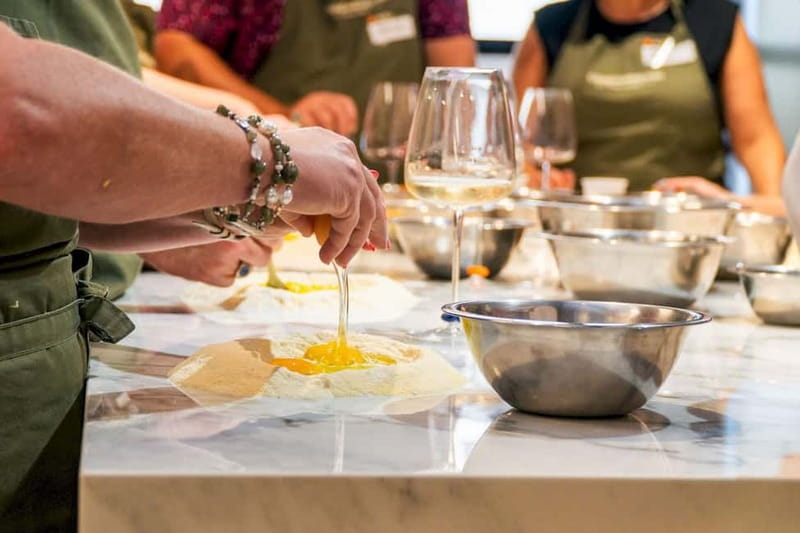 Rome: Hands-On Pasta & Tiramisu Class with Unlimited Wine - Entering a Roman Kitchen With Colosseum-Easy Energy