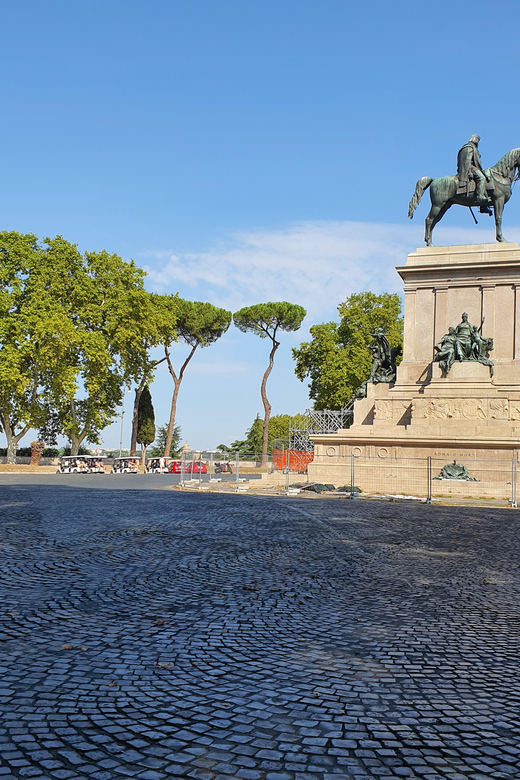 Rome: Highlights Golf Cart Tour with Pizza Snack & Gelato - Fontana dell’Acqua Paola to Gianicolo Hill: The View Step That Matters