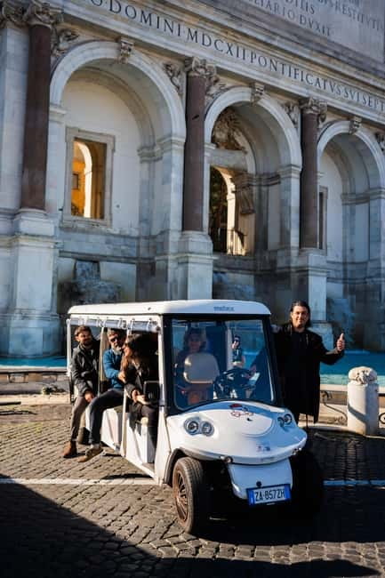 Rome: Highlights Tour in Golf Cart - Piazza Navona: Getting the Feel of Rome’s Street-Level Drama
