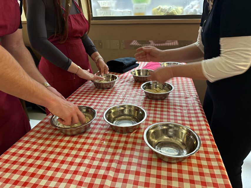 Rome: Homemade Pasta and Tiramisu Cooking Class - Why this Rome pasta and tiramisu class is such a solid use of time