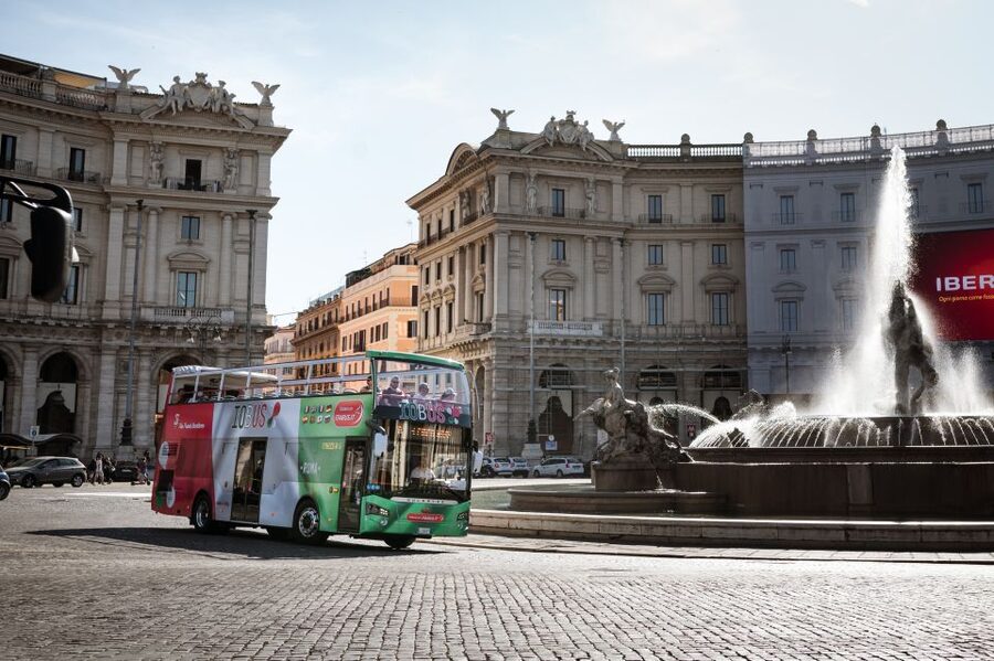 Rome: Hop-On Hop-Off Open-Top Bus City Tour - When to hop off, and when staying seated is smarter