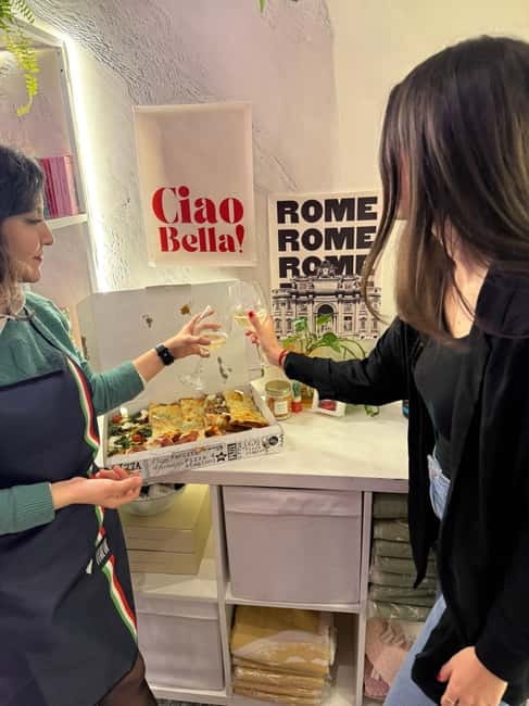 Rome: Make Your Own Candle Near the Colosseum - Aperol Spritz and Roman Snacks During Your 30-Minute Wait
