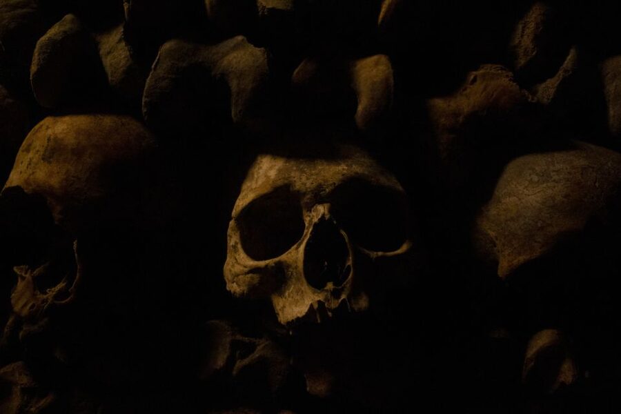 Rome: Murder Mysteries of Rome Guided Walking Tour - Piazza Farnese: Learning the Story Behind a Famous Square