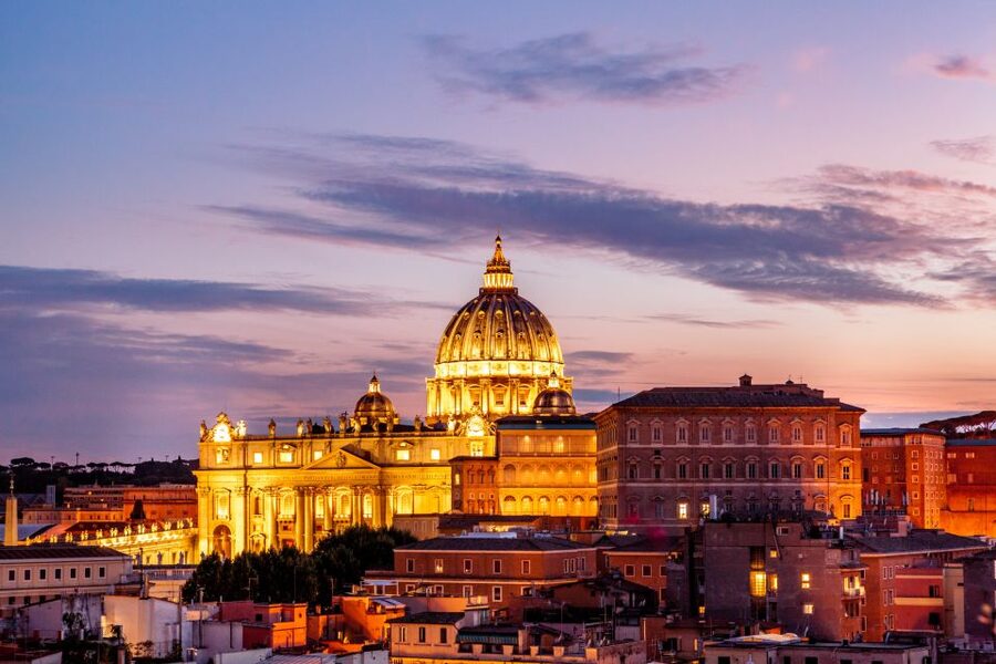 Rome: Murder Mysteries of Rome Guided Walking Tour - Via del Mascherone and Vicolo dei Venti: Alleys That Make Stories Feel Close