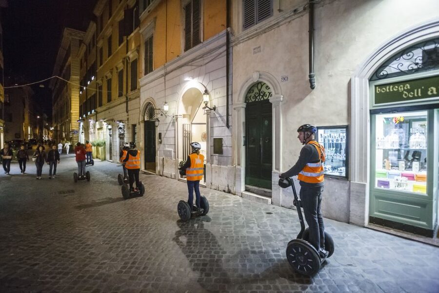 Rome: Night Segway Tour - Temple of Hadrian and the Pantheon After Dark