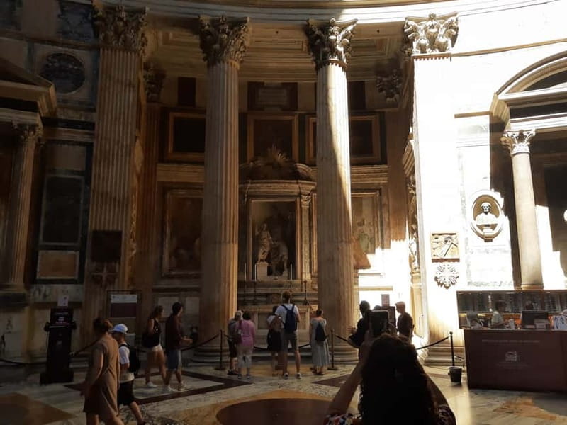 Rome: Pantheon Priority Entry Ticket & Audio Guide App - The Dome, Oculus, and Marble: Where Your Eyes Go Next