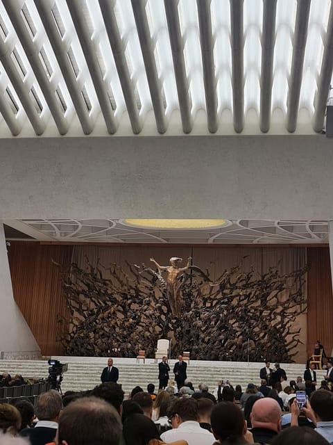 Rome: Papal Audience Tour With Reserved Access - After the Audience: Mass time and exploring St. Peter’s Square
