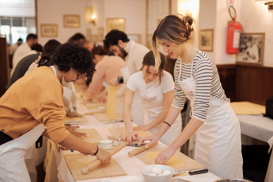 Rome: Pasta and Tiramisu Cooking Class in Piazza Navona - Piazza Navona Turns Cooking Into a Real Roman Moment
