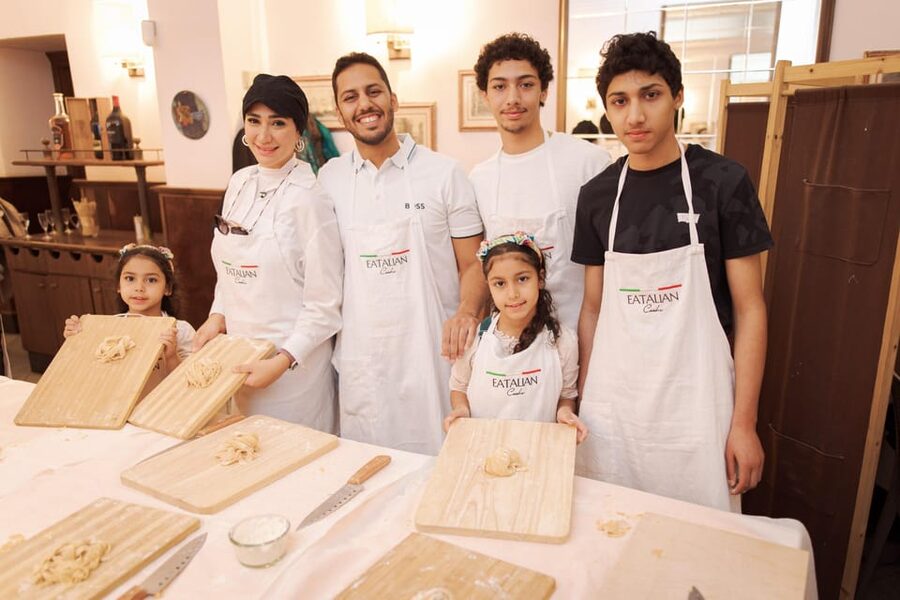 Rome: Pasta and Tiramisu Cooking Class in Piazza Navona - Making Fresh Fettuccine: The Skills That Stick