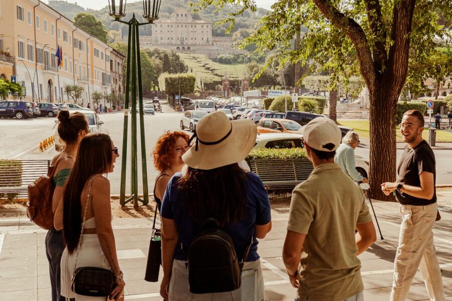 Rome: Pasta Making with Wine Tasting and Dinner in Frascati - English instruction and how the group experience feels