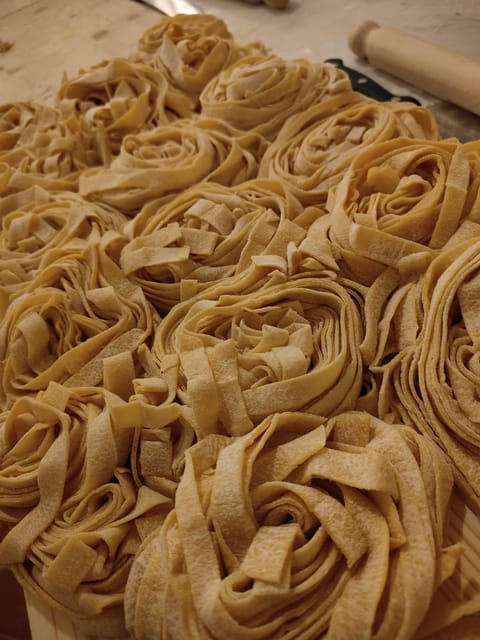 Rome: Pasta & Tiramisu Cooking Class near the Spanish Steps - Who this cooking class is best for