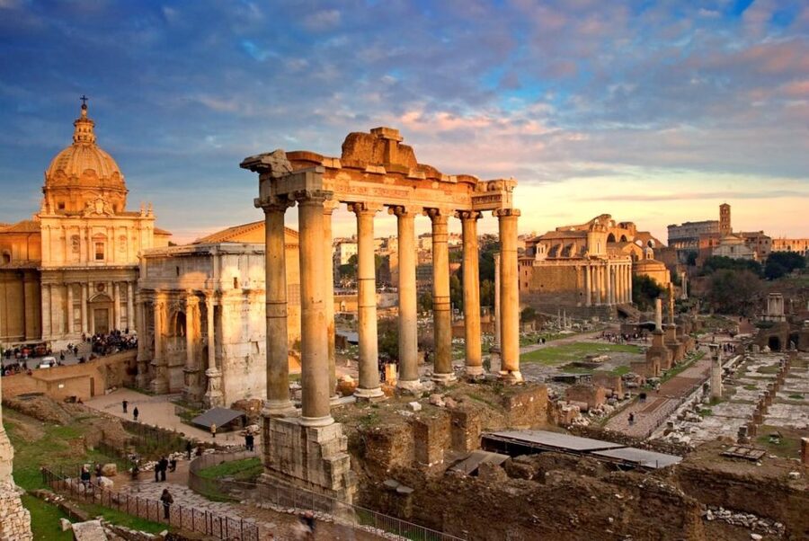 Rome: Roman Forum and Palatine Hill Licensed Guided Tour - Roman Forum: Temples, Basilicas, and the Sound of Politics