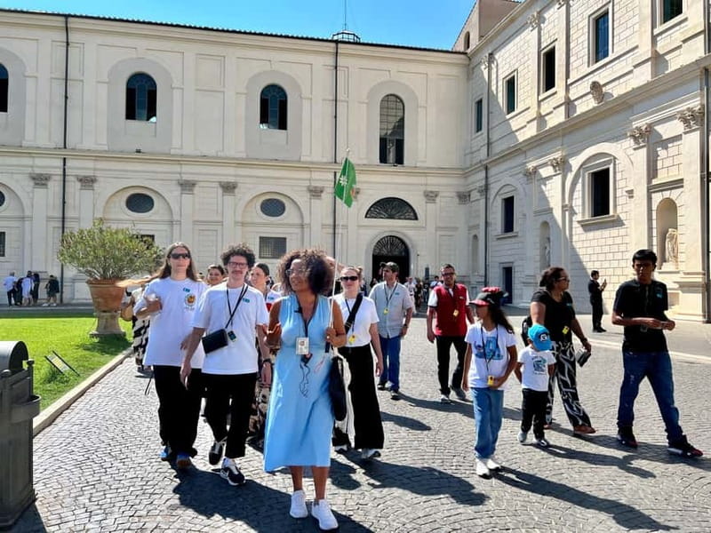 Rome: Sistine Chapel, Vatican Museums and Basilica Tour - Why this Vatican Museums and Sistine Chapel tour cuts through the chaos