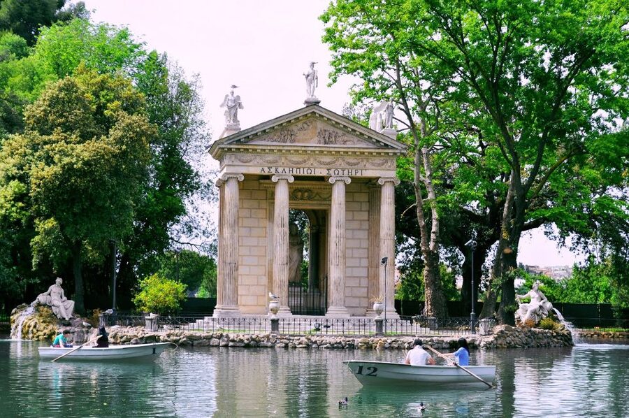 Rome: Skip-the-Line Borghese Gallery Guided Tour - Stop 1: starting at the entrance, what the first moments are for