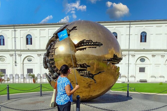 Rome: Skip-the-Line Vatican Museums and Sistine Chapel Tour - Arriving at via Santamaura 21: first steps and what to do with your bags