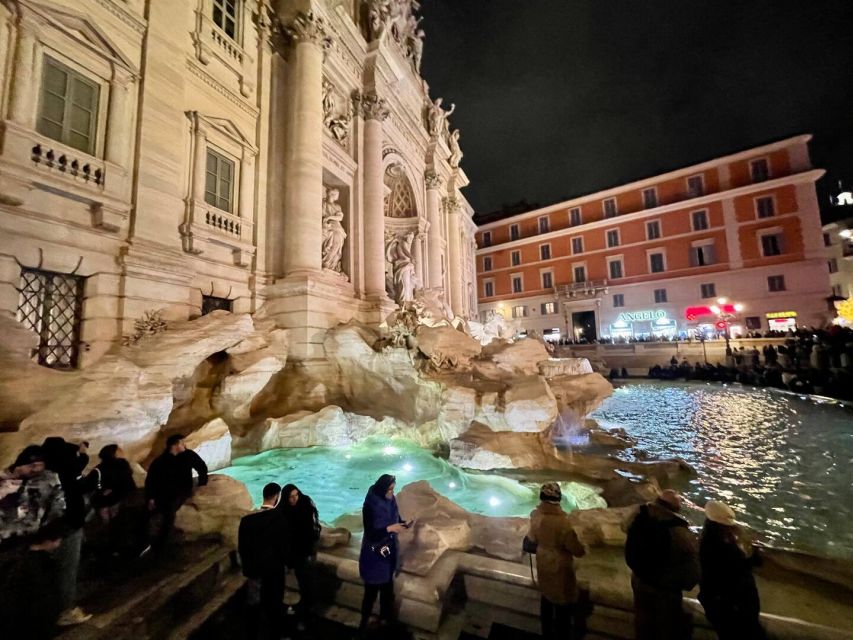 Rome: Spanish Steps, Trevi, Navona and Pantheon Sunset Tour - Trevi Fountain at golden hour: how to enjoy it without rushing