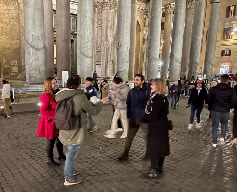 Rome: Spanish Steps, Trevi, Navona and Pantheon Sunset Tour - Piazza Navona: baroque drama and night atmosphere