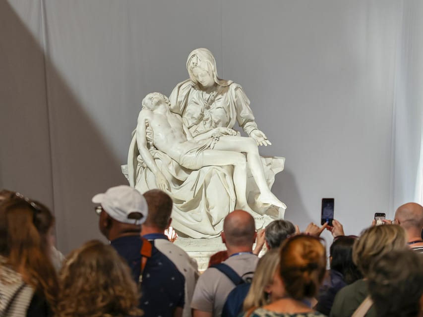 Rome: St. Peter's Basilica, La Pietà, Papal Tombs and Dome - The Papal Tombs, stories that turn names into history