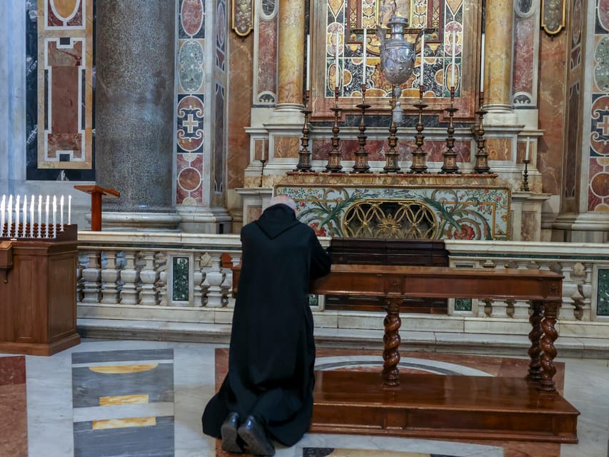 Rome: St. Peter's Basilica, La Pietà, Papal Tombs and Dome - Free time around Vatican City and Rome, where you can reset